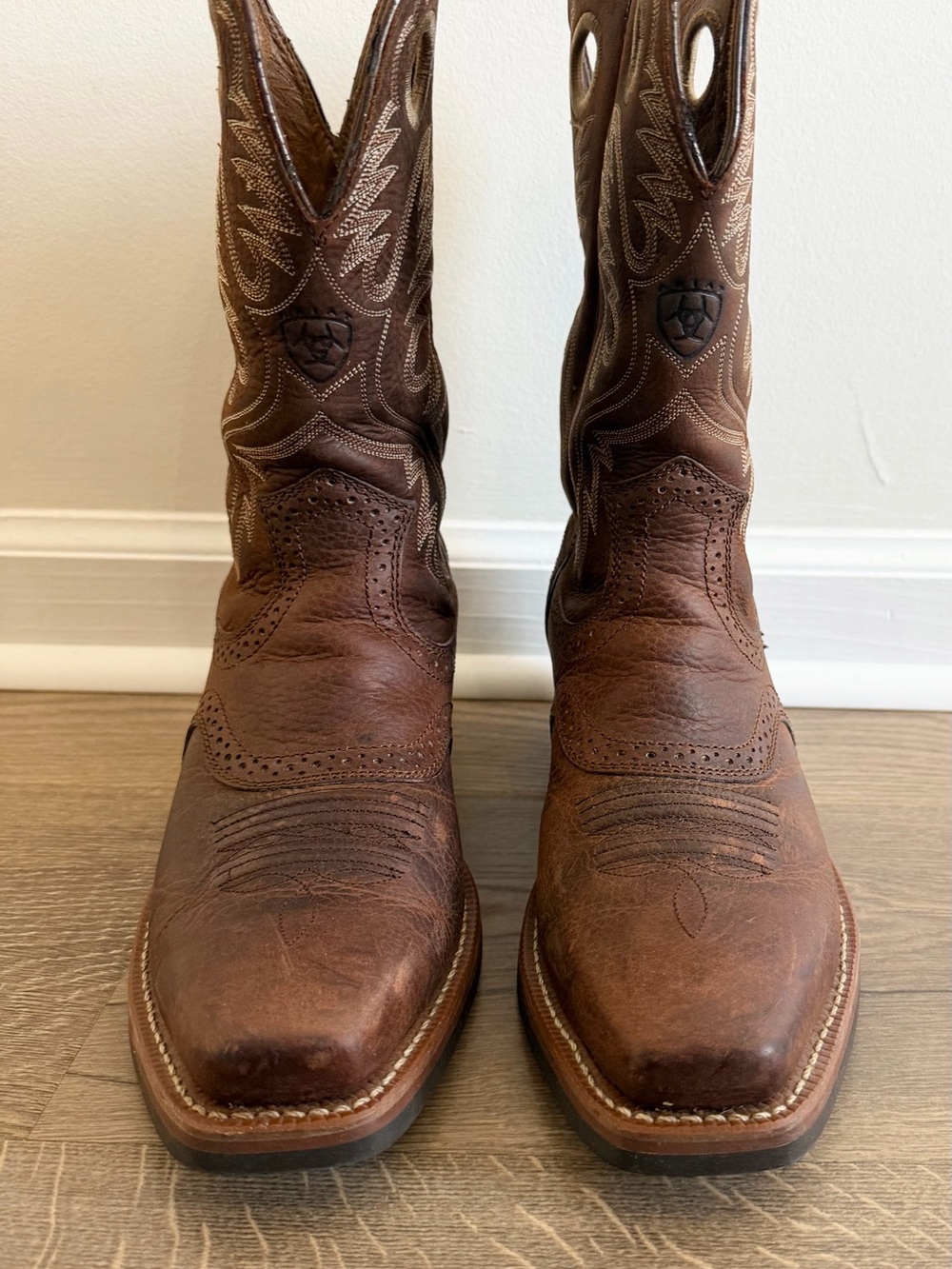 Ariat Heritage Rougstock Western Brown Leather Cowboy Boots with Square Toe 8D - Picture 2 of 11